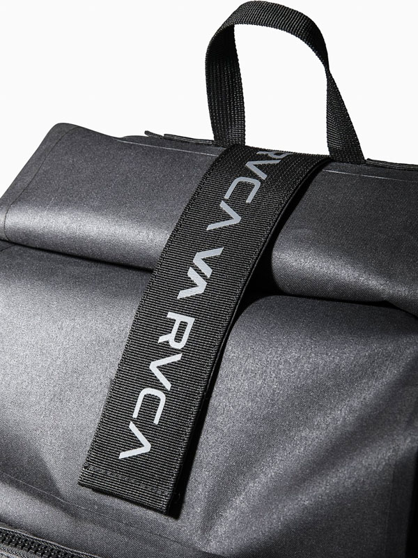 rvca weld surf camera backpack